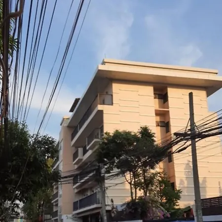 Phoenix Serviced Apartment